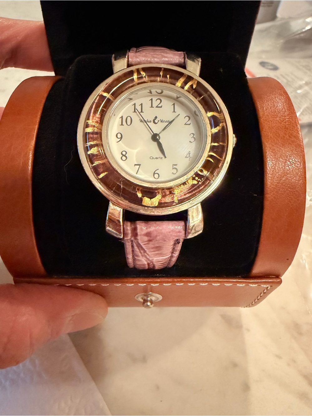 Vecchia Venezia Women’s Quartz Analog Watch Gold-Tone Case Pink Leather Strap